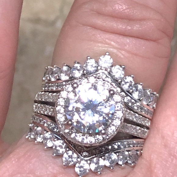 ๐จ50% off! Sterling Silver Engagement Ring 5A Excellent Ring! - Picture 16 of 16